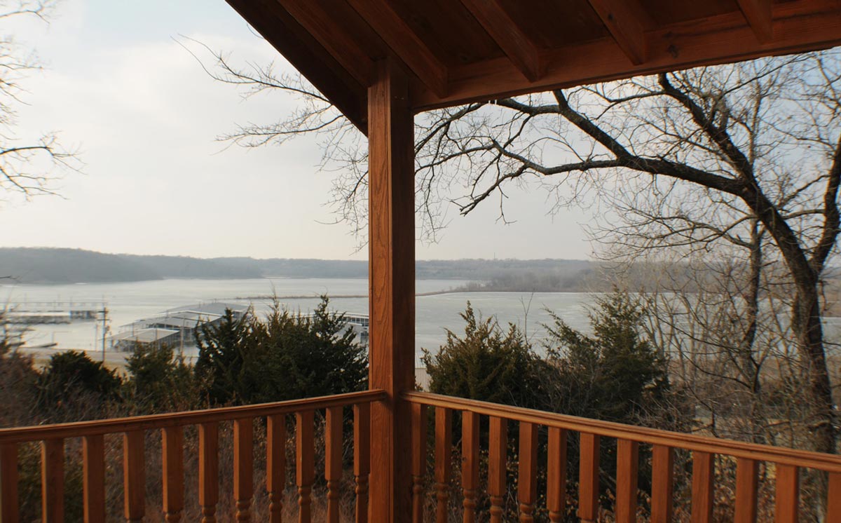 perry lake cabin rentals