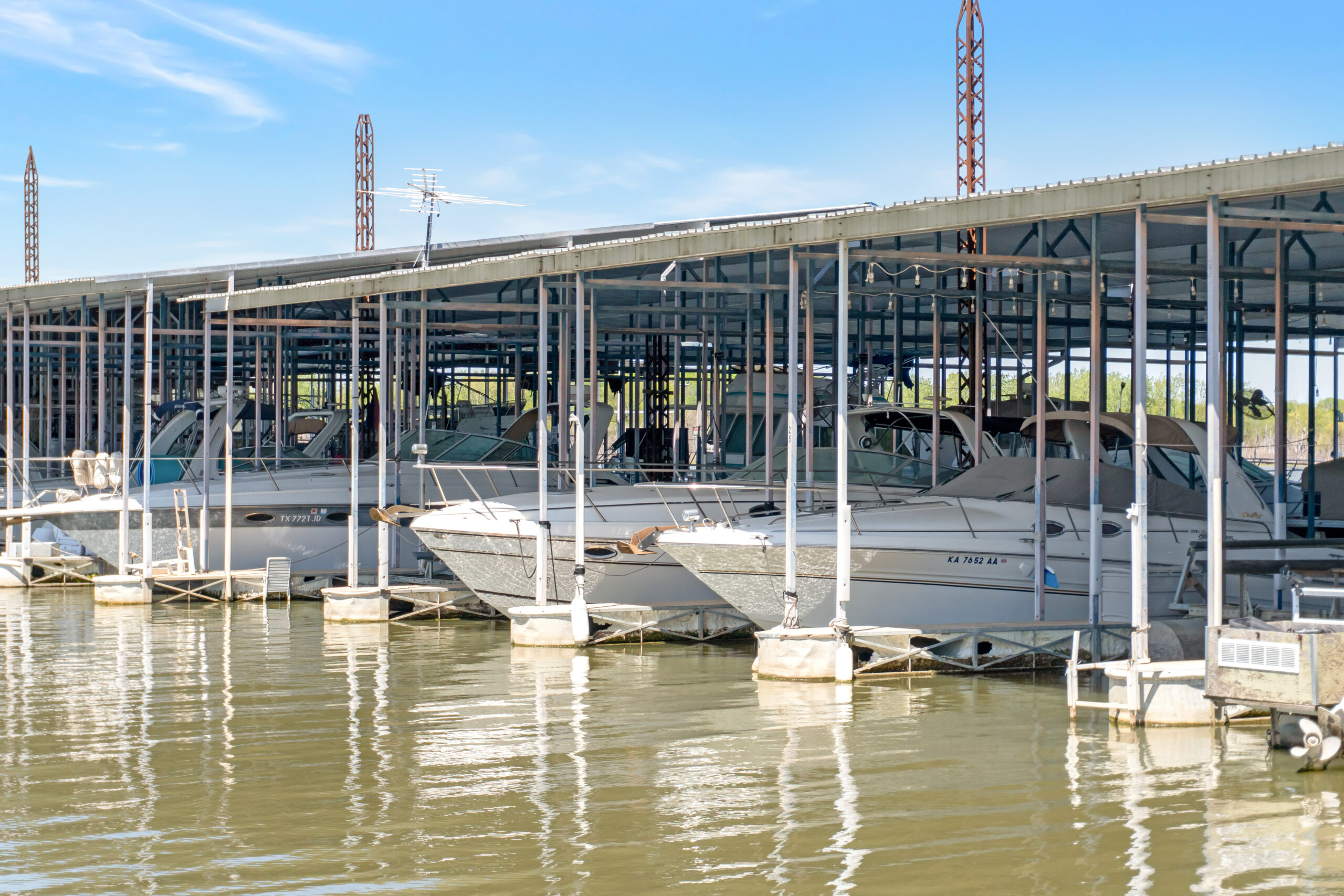 rock creek marina boat slips